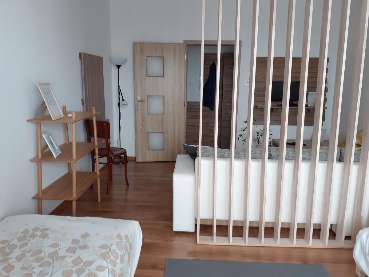 Déli oldal Vendégház Eger Esterno foto